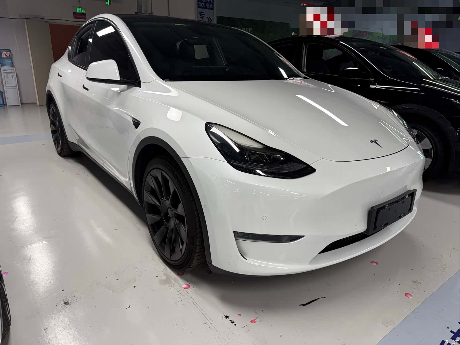 Tesla Model Y, 2021 3
