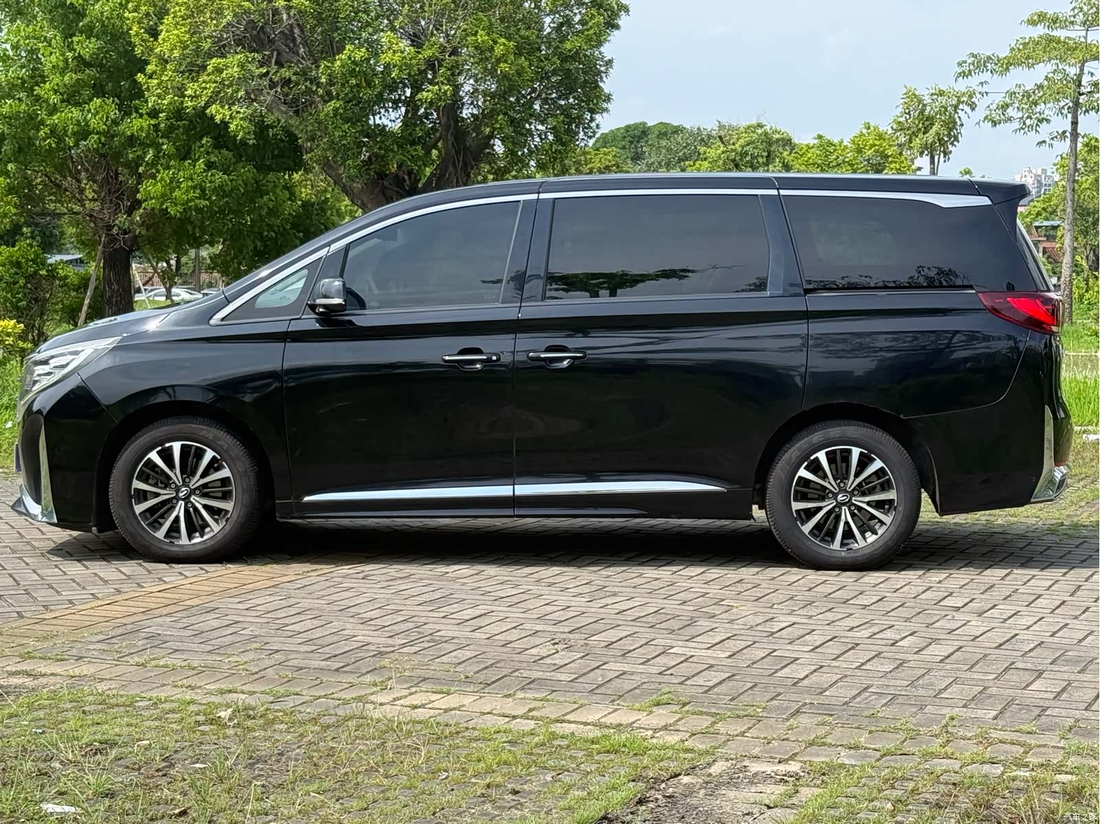 Trumpchi M8, 2021 4