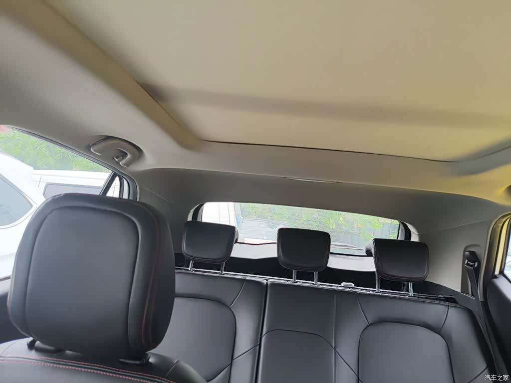 Wuling 510, 2022 18