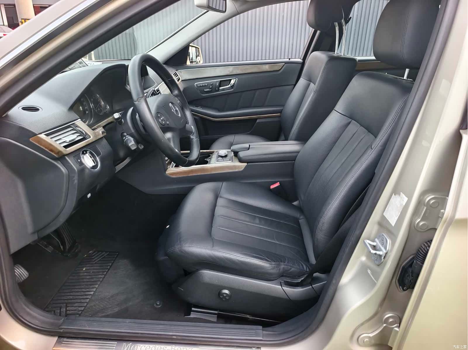 Mercedes-Benz E-Class, 2010 12