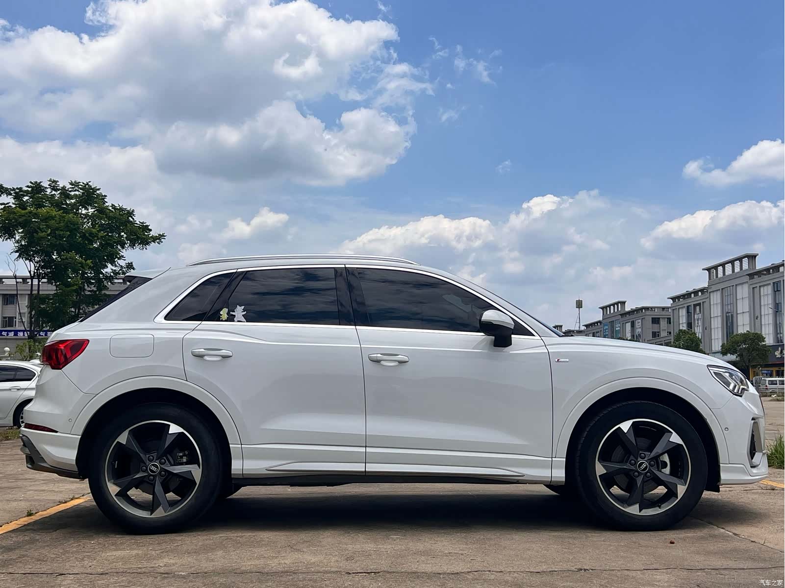 Audi Q3, 2022 14