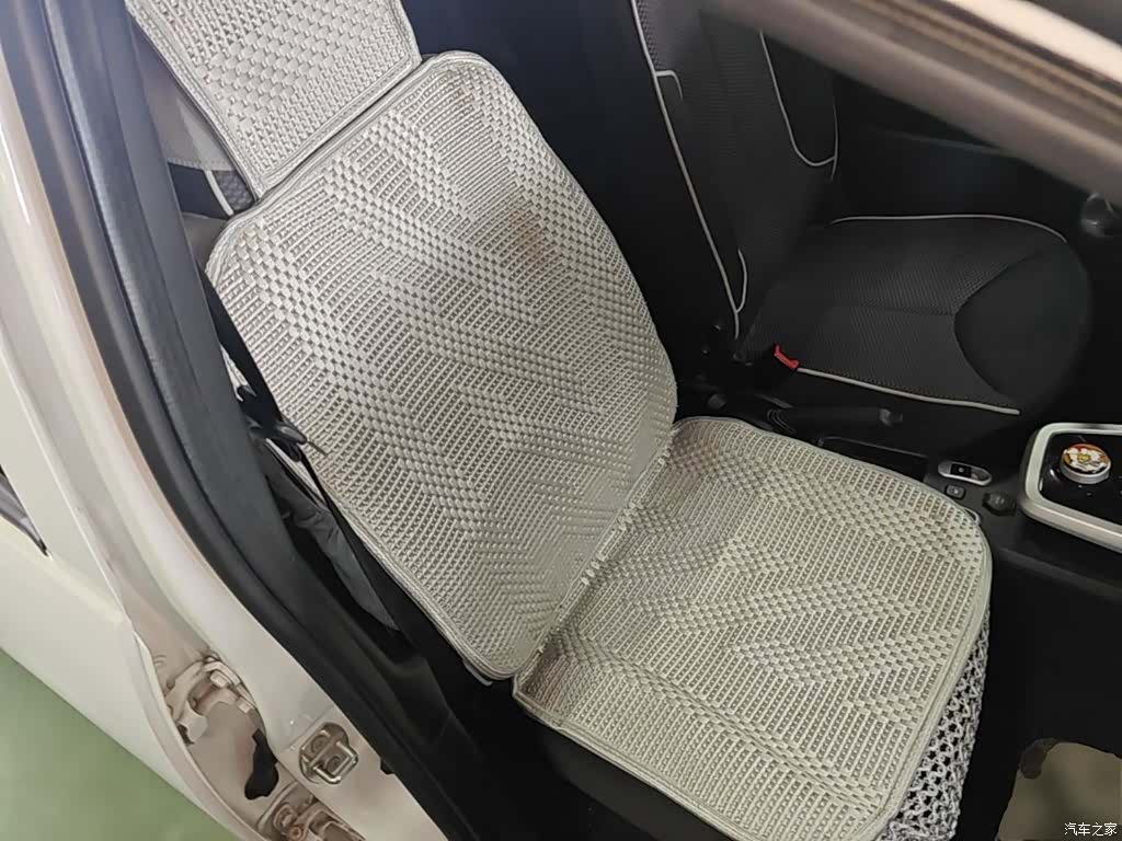 BYD e1, 2021 25