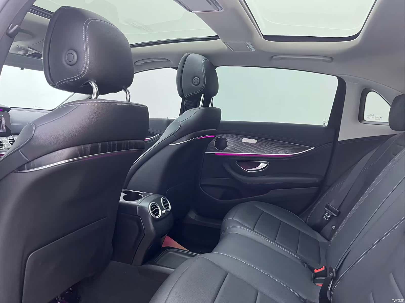 Mercedes-Benz E-Class, 2020 8