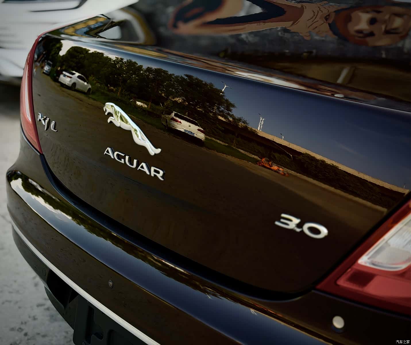 Jaguar XJ, 2017 10