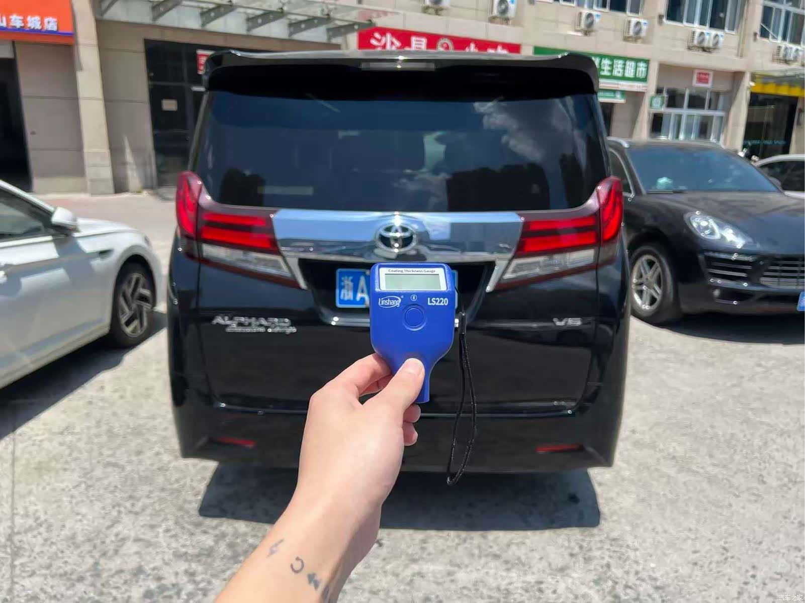 Toyota Alphard, 2018 все фото