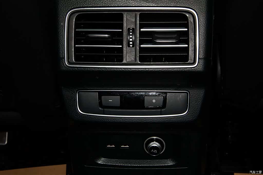 Audi Q5L, 2024 31