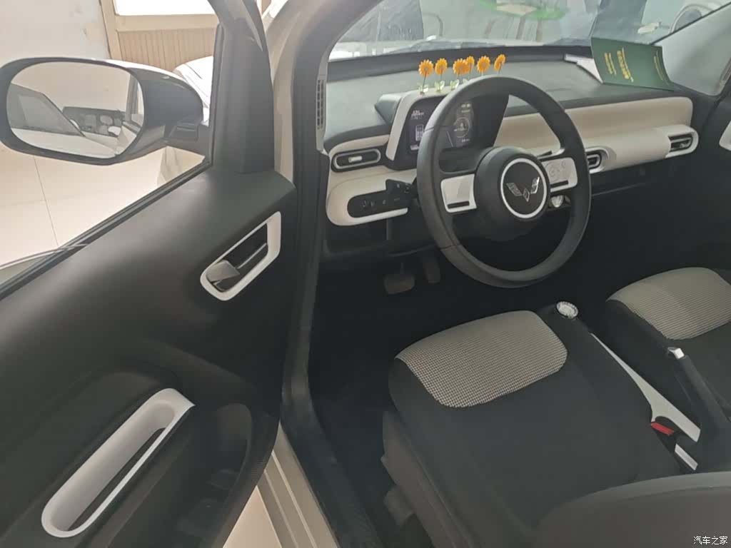 Wuling MINIEV, 2024 16