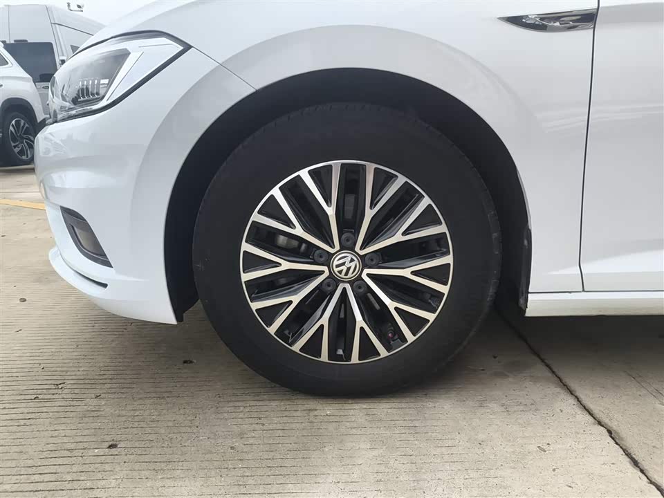 Volkswagen Sagitar Volkswagen Sagitar