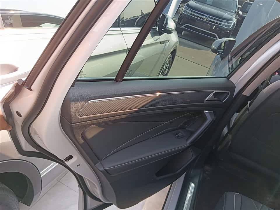 Volkswagen Tiguan L Volkswagen Tiguan L
