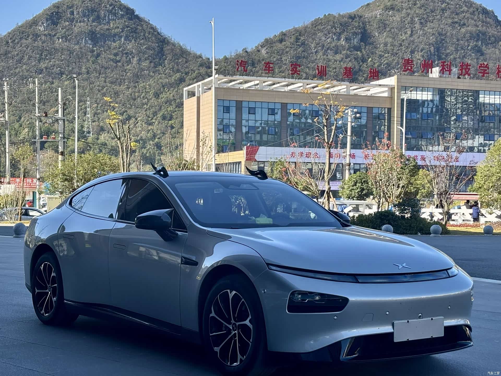 Xpeng P7, 2021 3