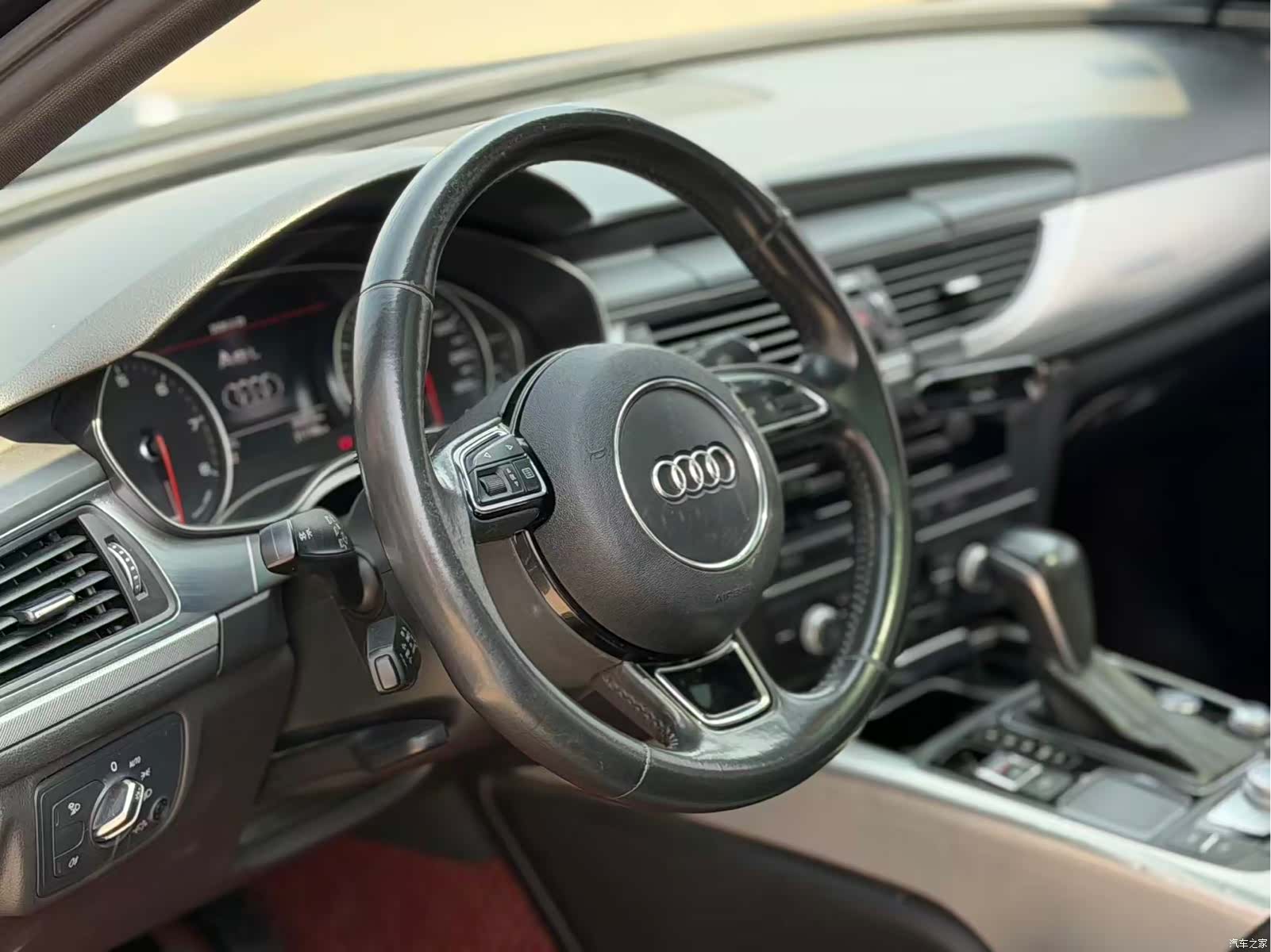 Audi A6L, 2018 все фото