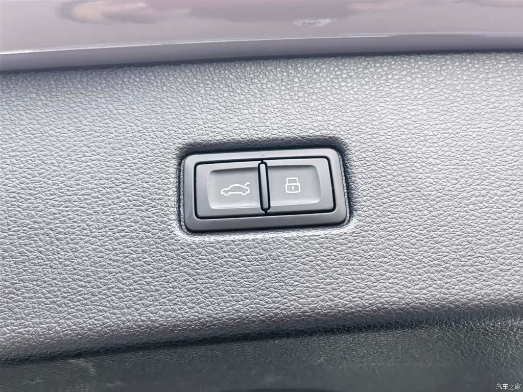 Audi Q5L, 2022 32