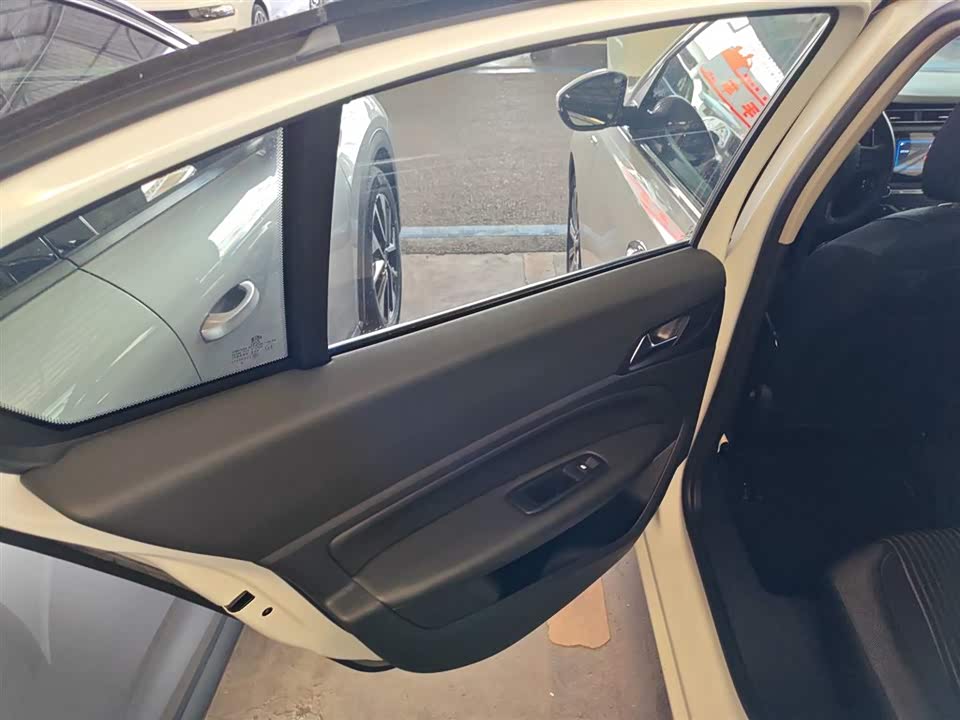 Peugeot 408 Peugeot 408