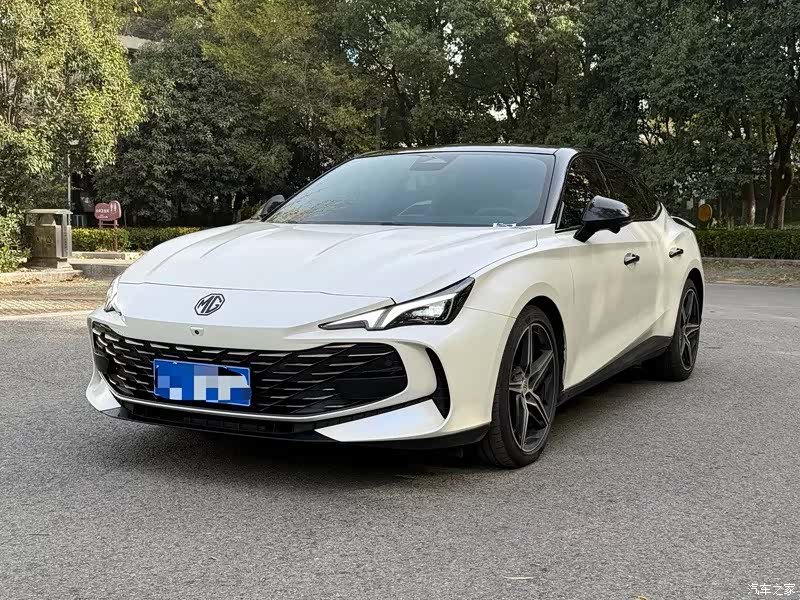 MG MG7