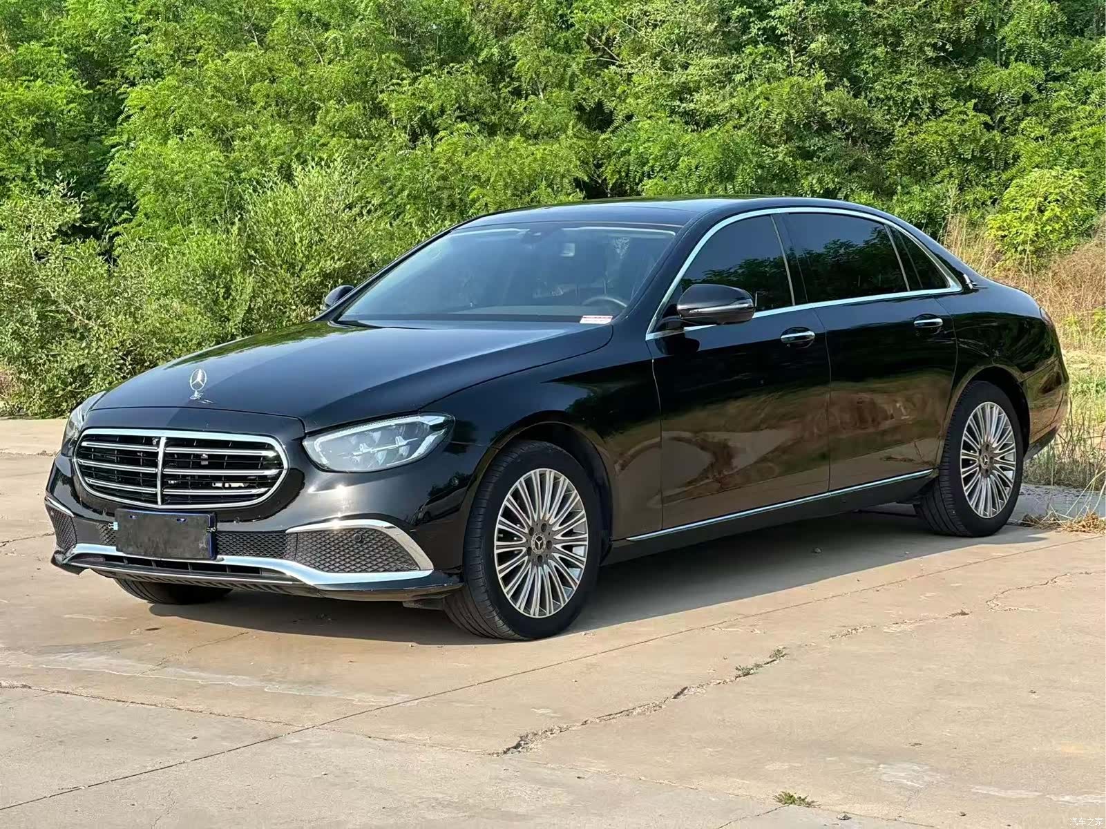 Mercedes-Benz E-Class, 2023 1