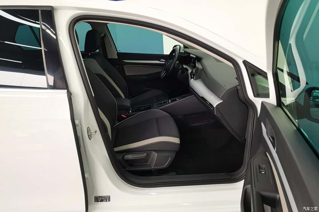 Volkswagen Golf, 2021 8