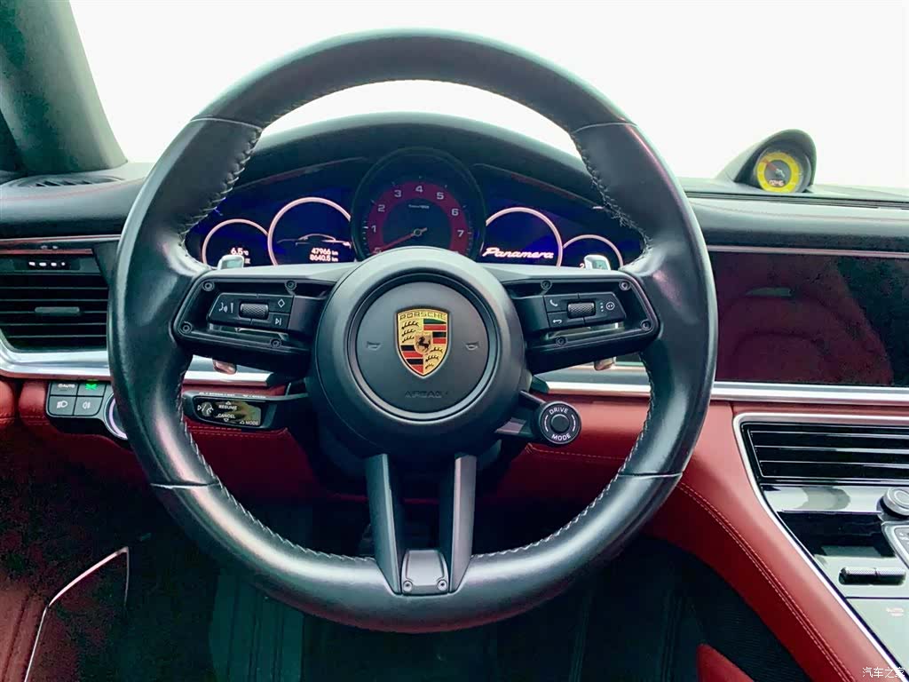 Porsche Panamera, 2023 23