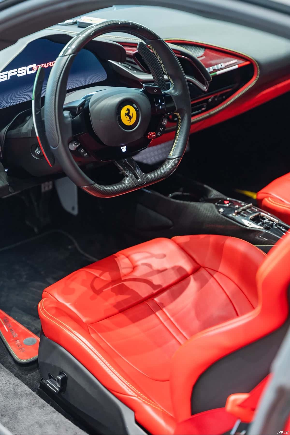 Ferrari SF90, 2022 9