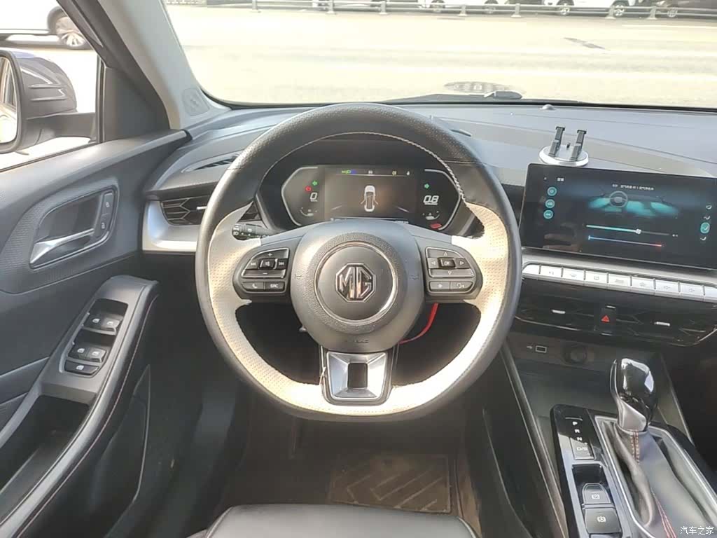 MG MG5, 2022 11
