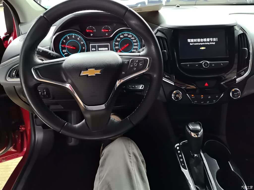 Chevrolet 320, 2018 10