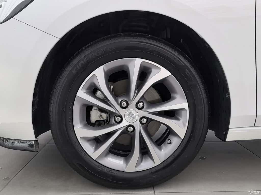 Buick Verano, 2022 17