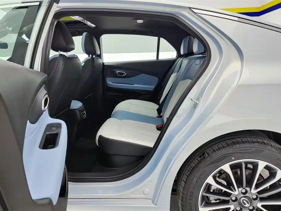 Trumpchi Shadow Leopard