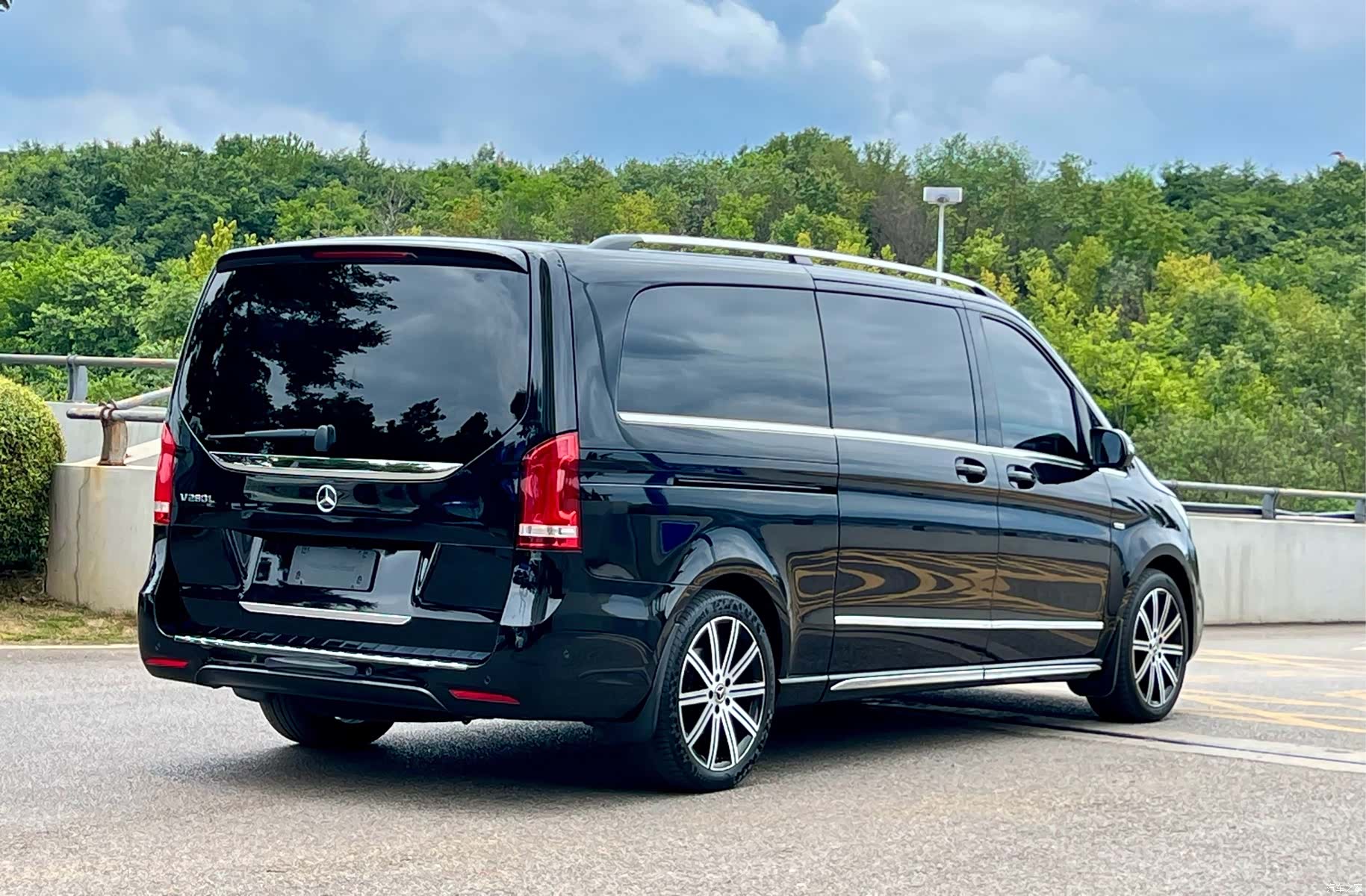Mercedes-Benz V-Class, 2024 все фото