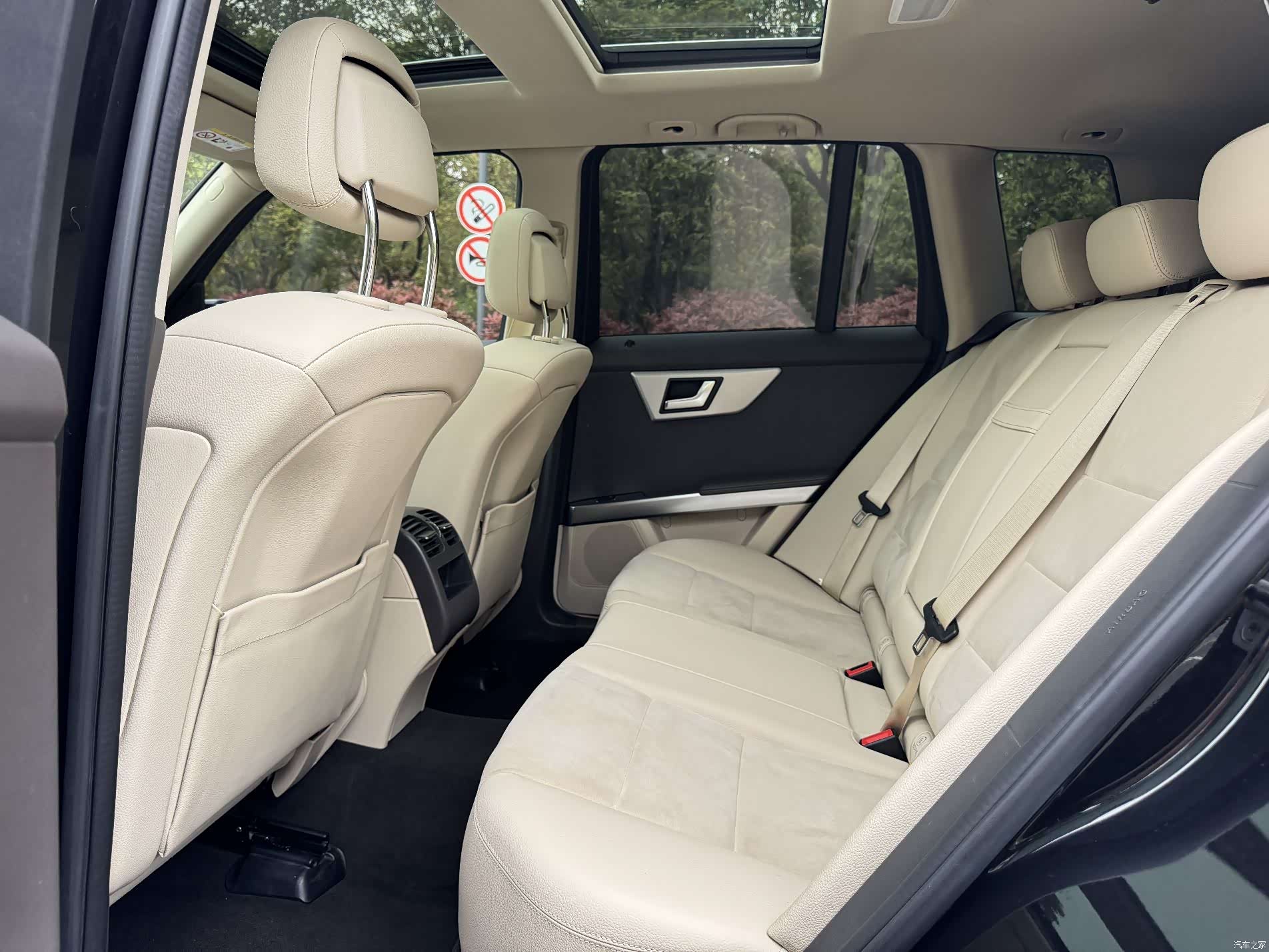 Mercedes-Benz GLK-Class, 2015 11