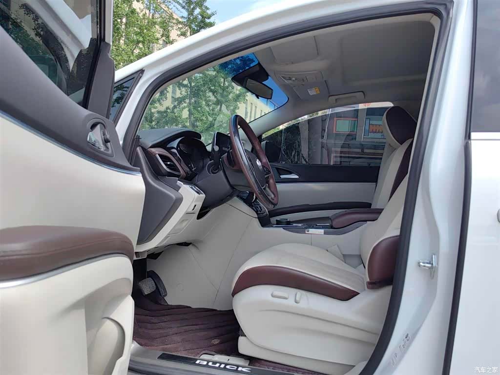 Buick GL8, 2021 все фото
