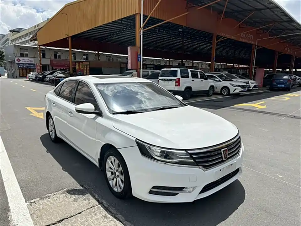 Roewe i6