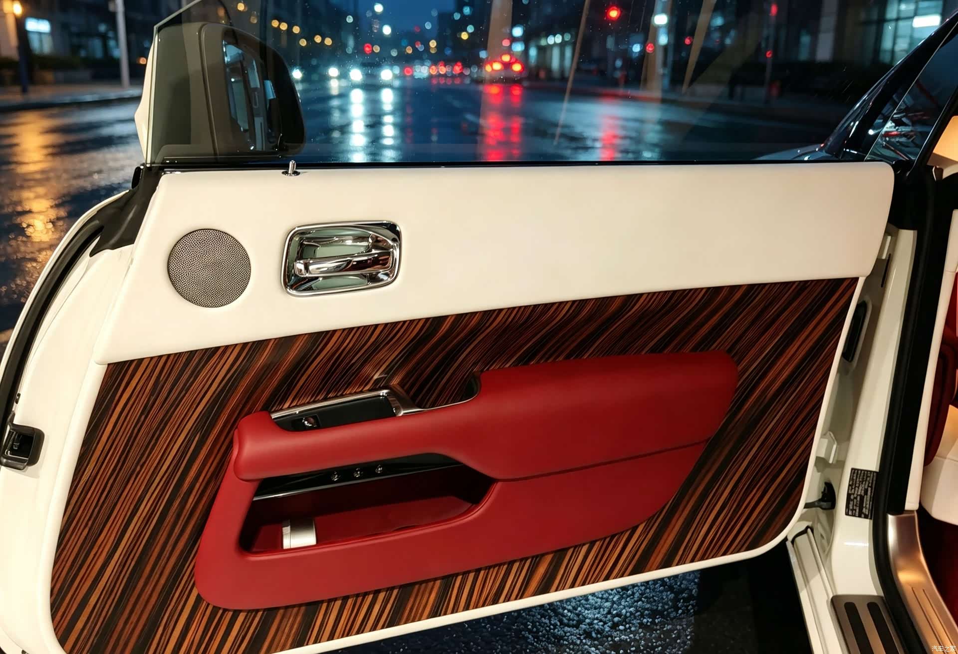 Rolls-Royce Wraith, 2015 4