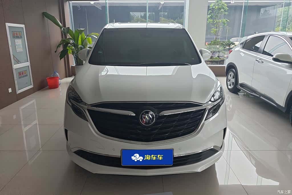 Buick GL8, 2022 2