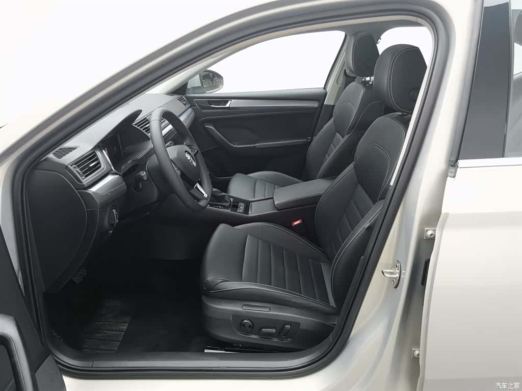 Skoda Superb, 2022 10