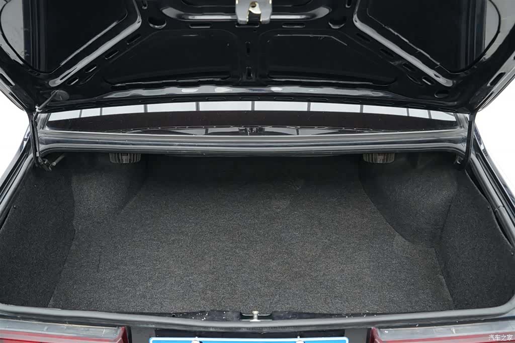 Volkswagen Santana, 2010 34