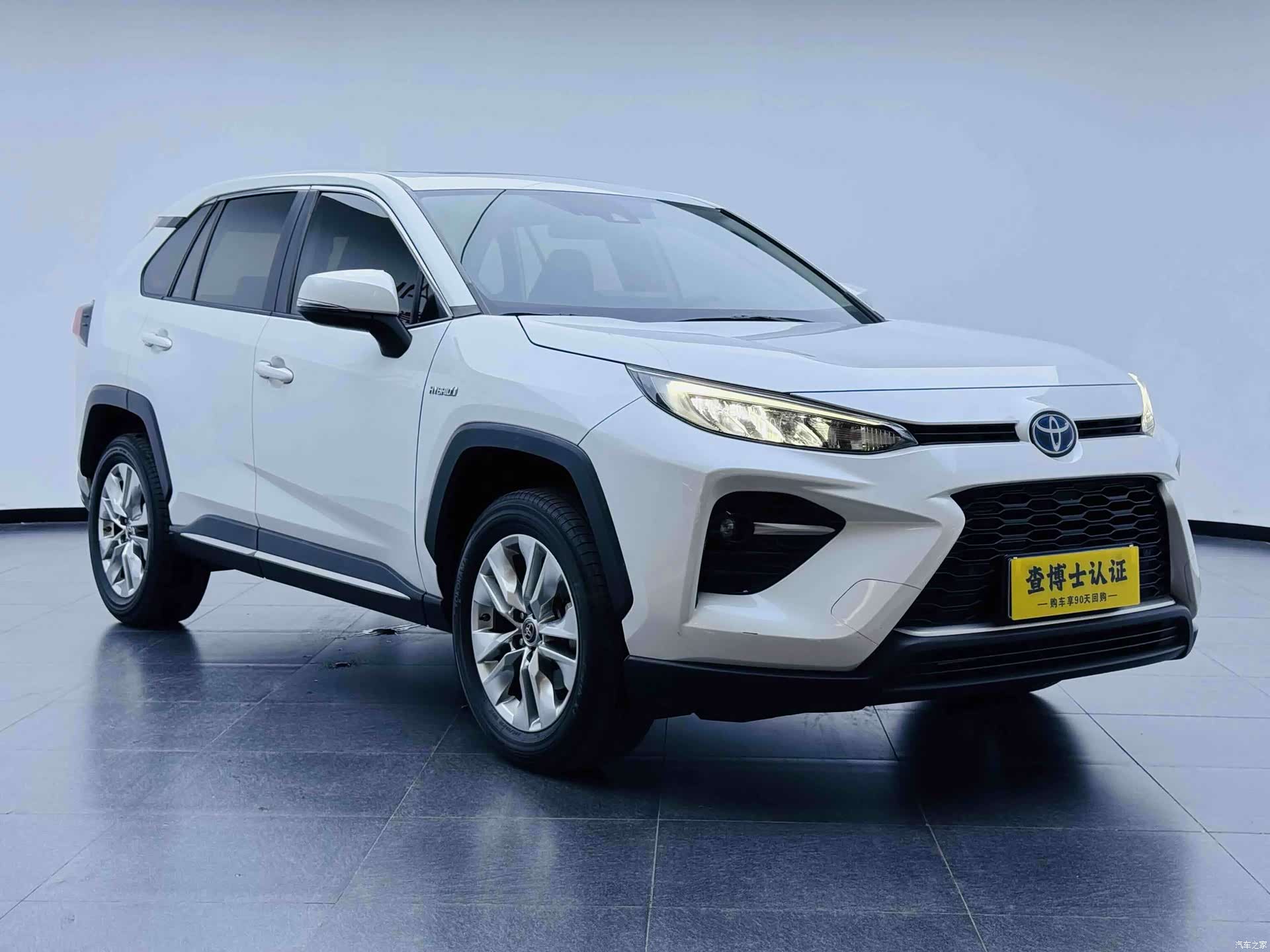 Toyota Wildlander, 2021 3