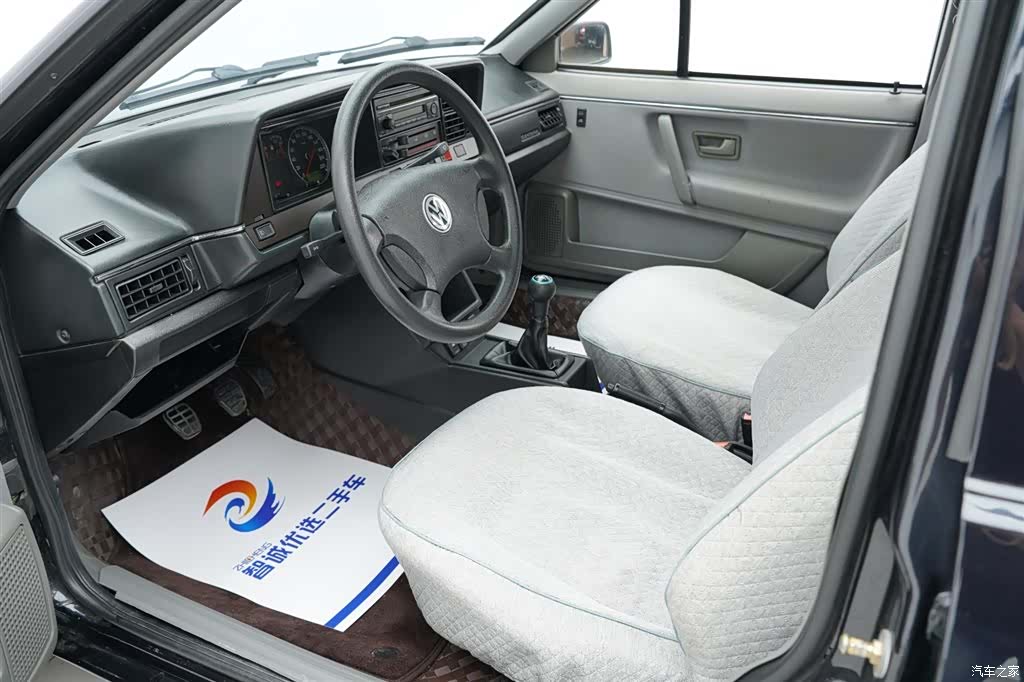 Volkswagen Santana, 2010 8