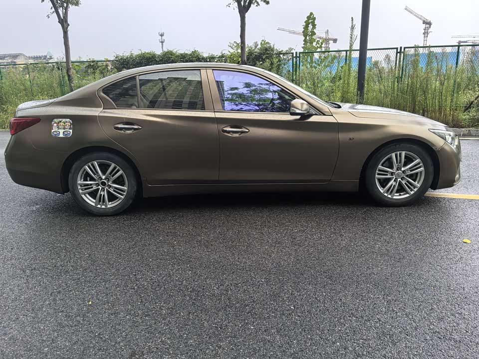 Infiniti Q50