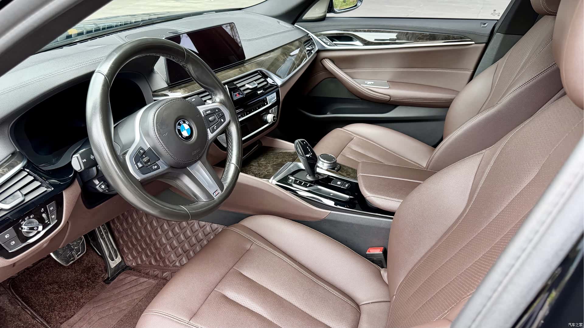 BMW 5 Series, 2019 11