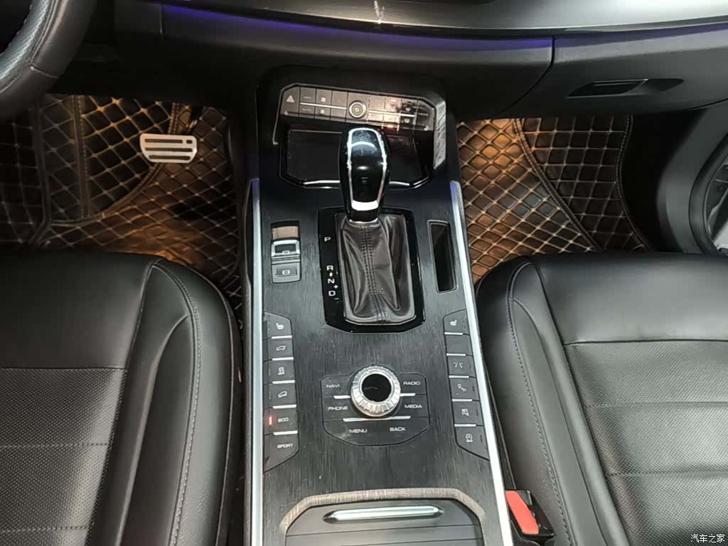 WEY VV7, 2019 14