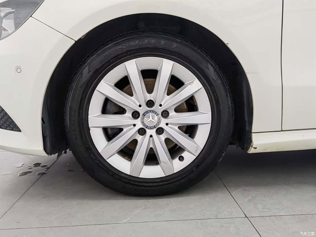 Mercedes-Benz A-Class, 2013 17