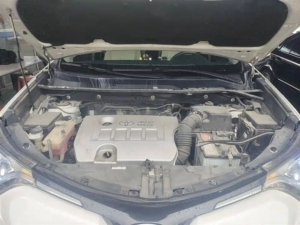 Toyota RAV4 Rongfang