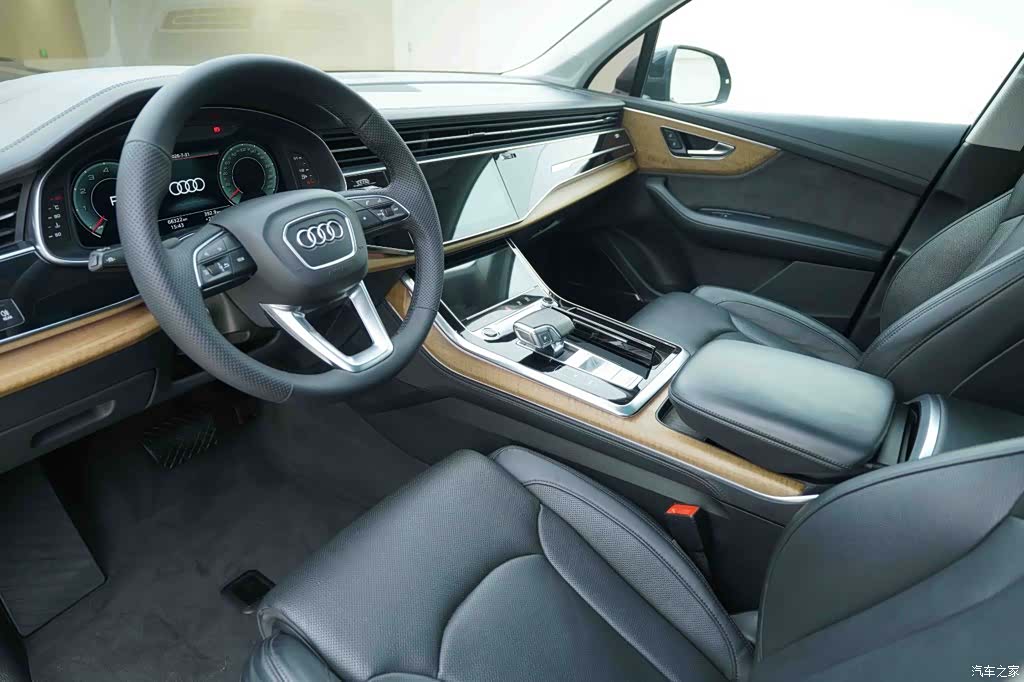 Audi Q7, 2021 10