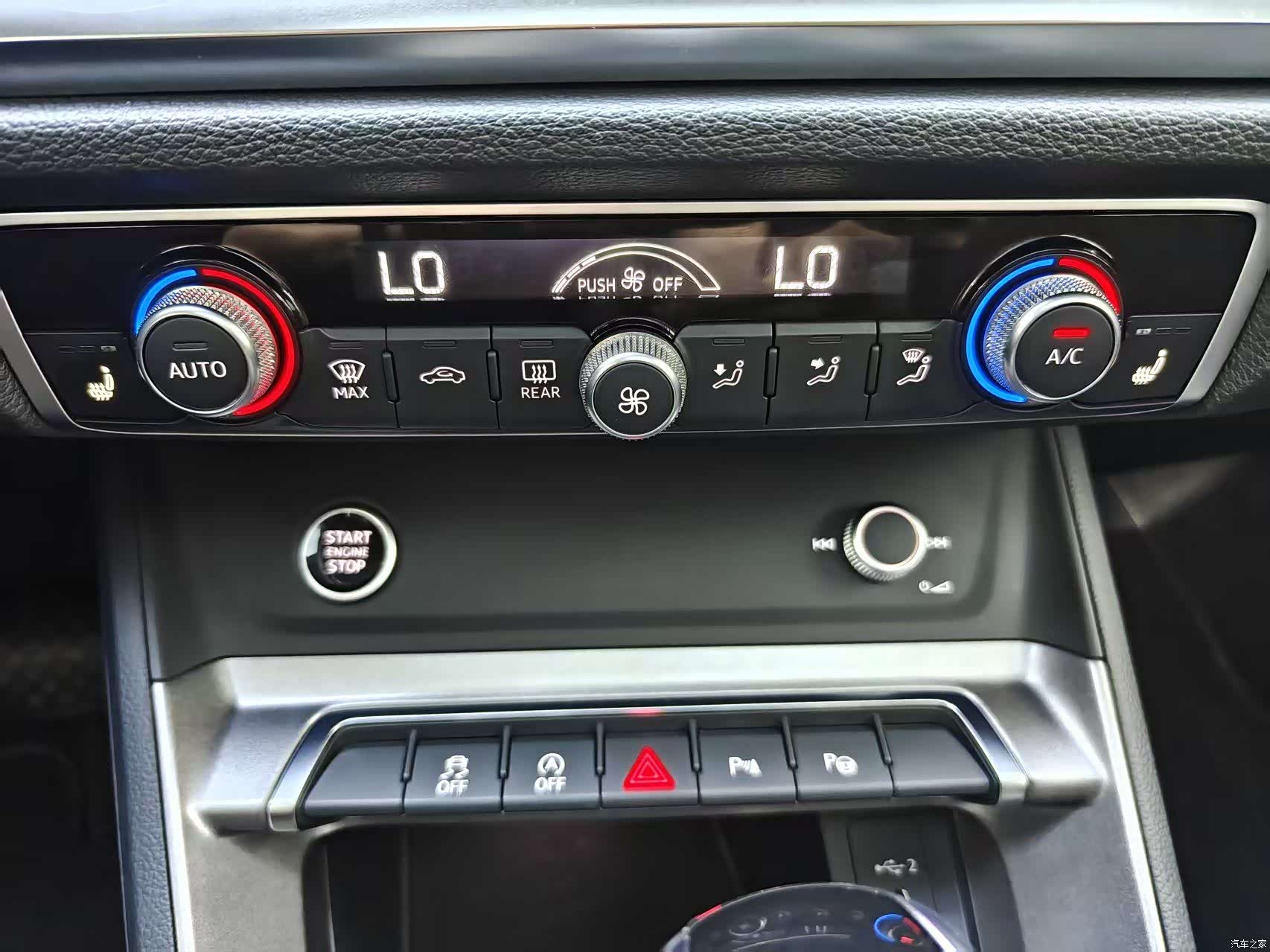 Audi Q3, 2022 11