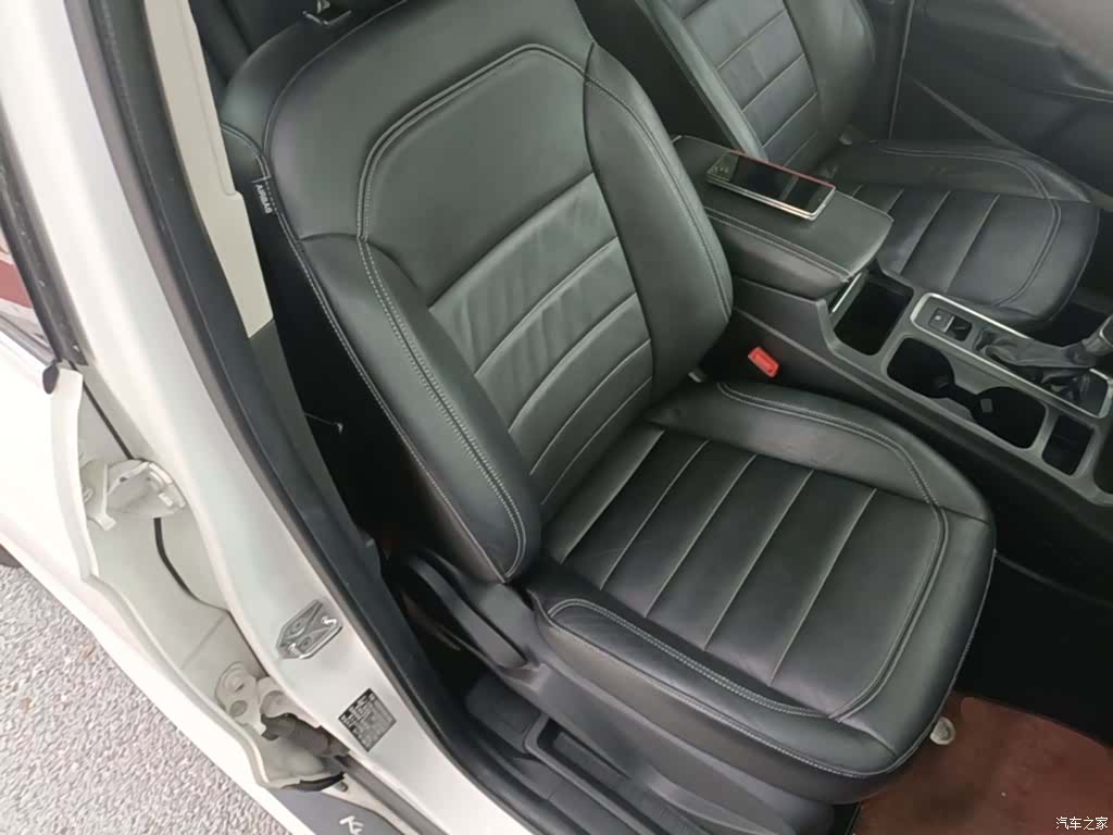 Ford Kuga, 2017 25
