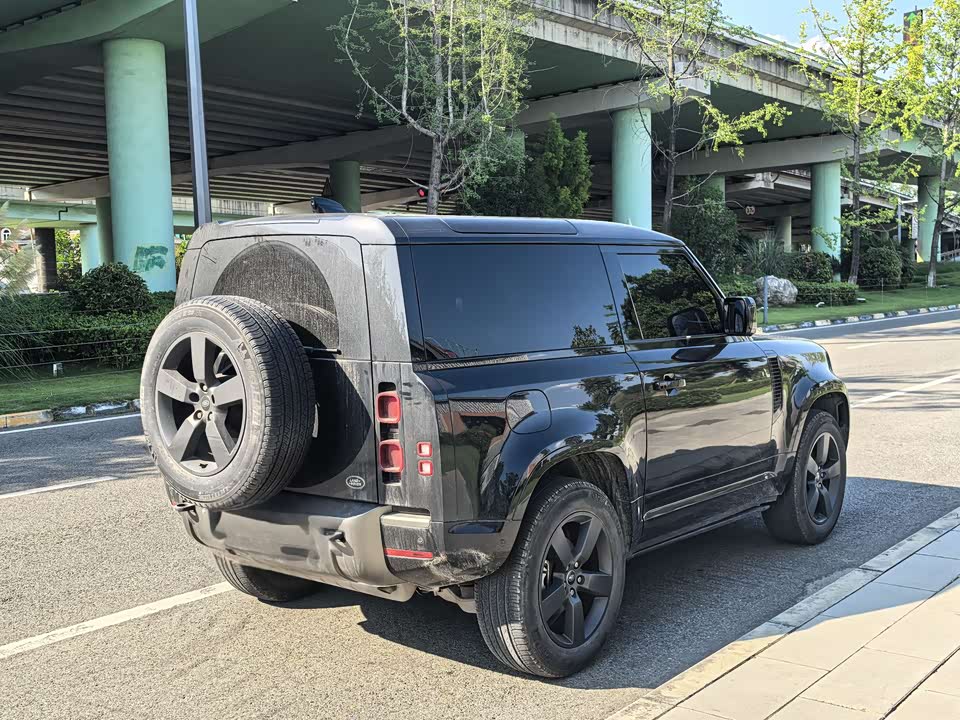 Land Rover guard Land Rover guard