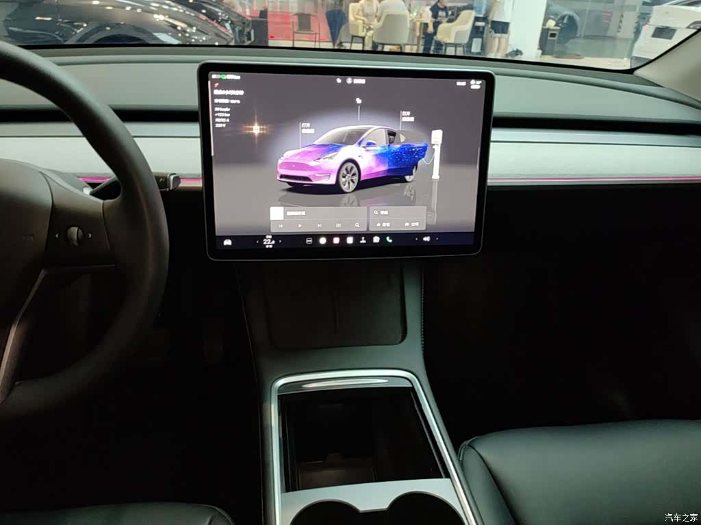 Tesla Model Y, 2023 13