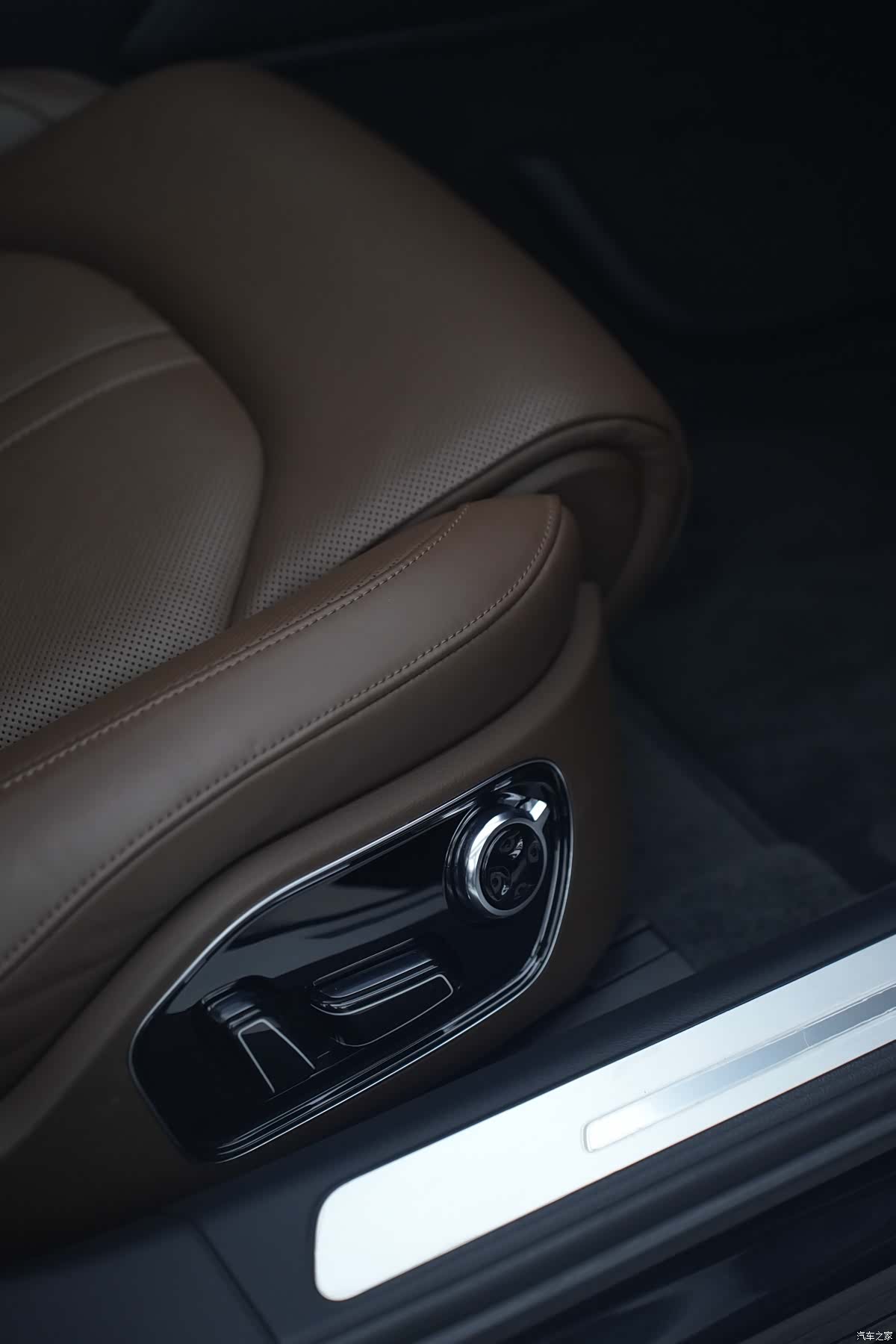 Audi A8L, 2013 14