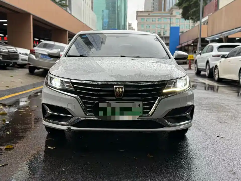 Roewe i6