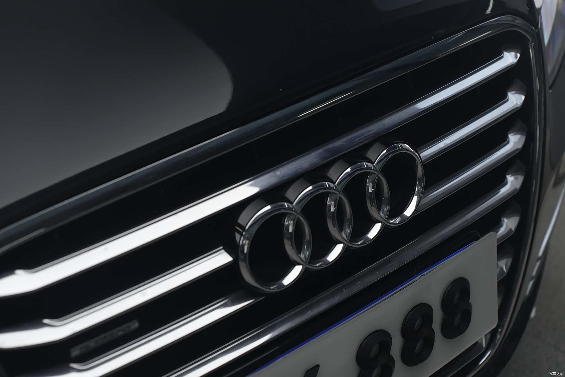 Audi A8L, 2013 все фото