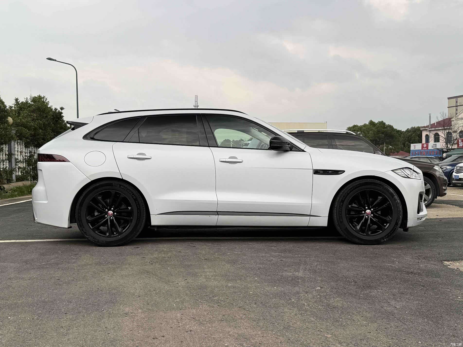Jaguar F-PACE, 2021 4